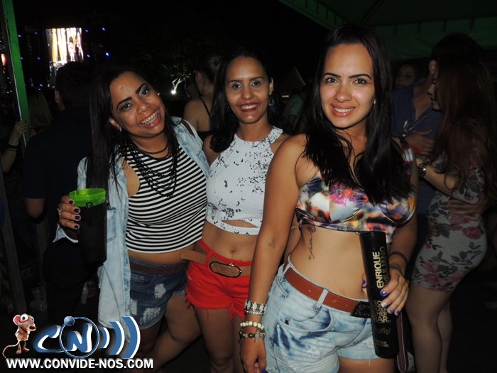 festeja325.jpg